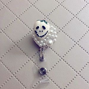 Custom badge reel